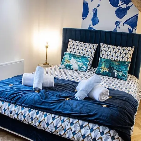 Apartment Saphir - Jacuzzi Et Sauna Saint-Etienne (Loire)